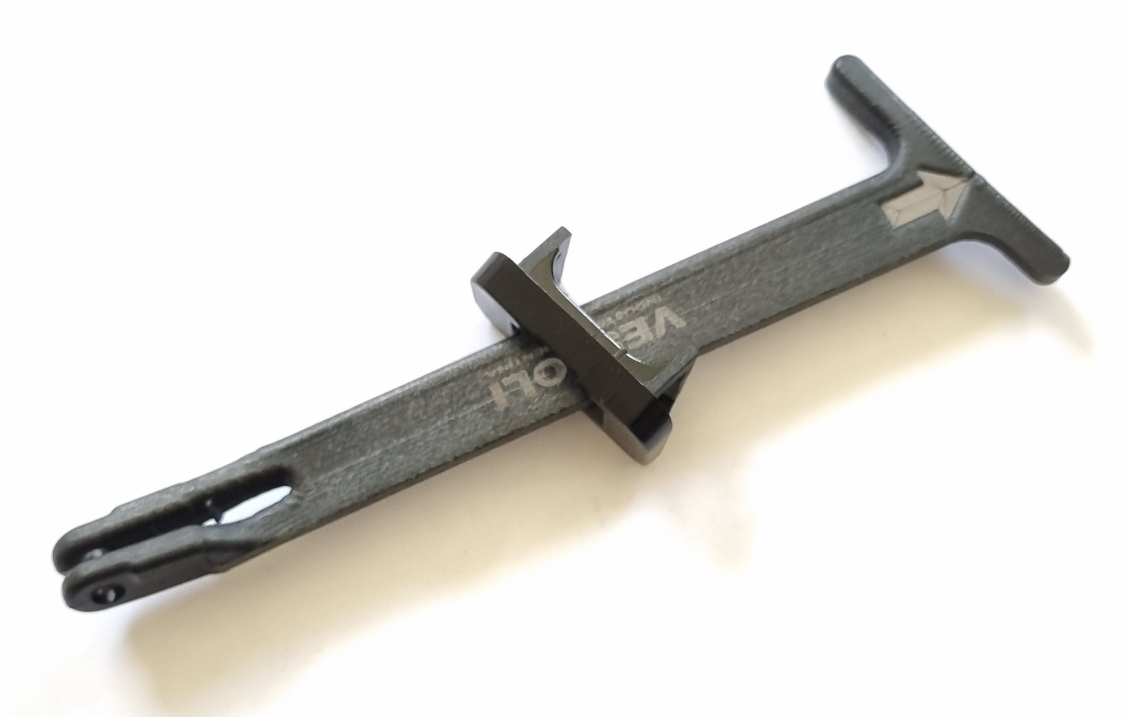 Imagen de Manija Exterior Tira Capot